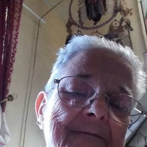 Meet your Posher, Addie